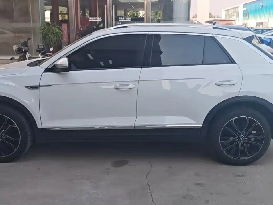 Volkswagen T-Roc — миниатюра 3