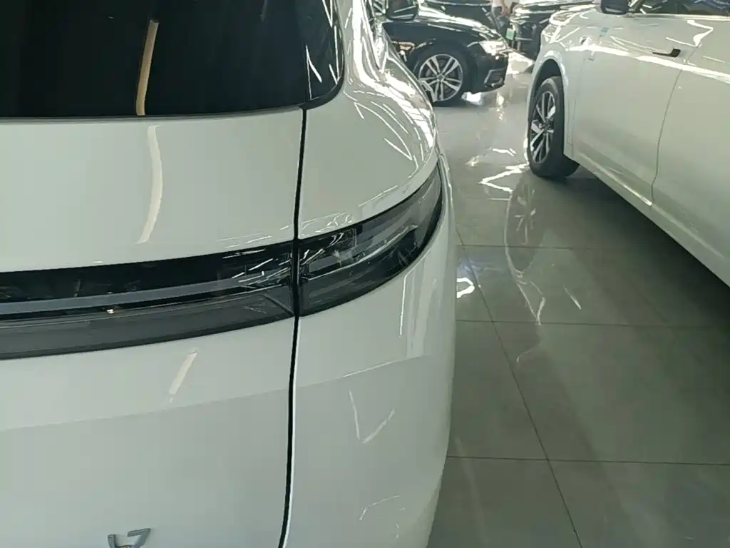 Li Auto Li L7 — миниатюра 8