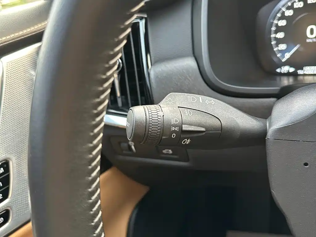 Volvo V90 — миниатюра 23