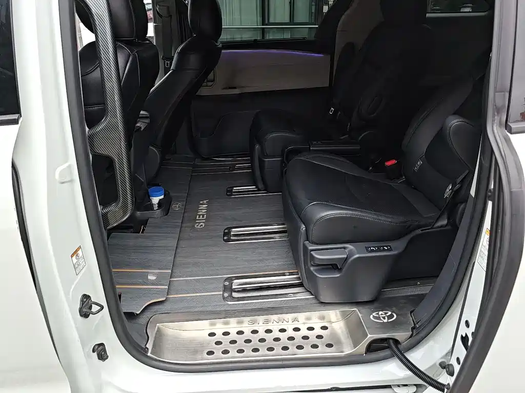 Toyota Sienna 2021 2.5L Comfort