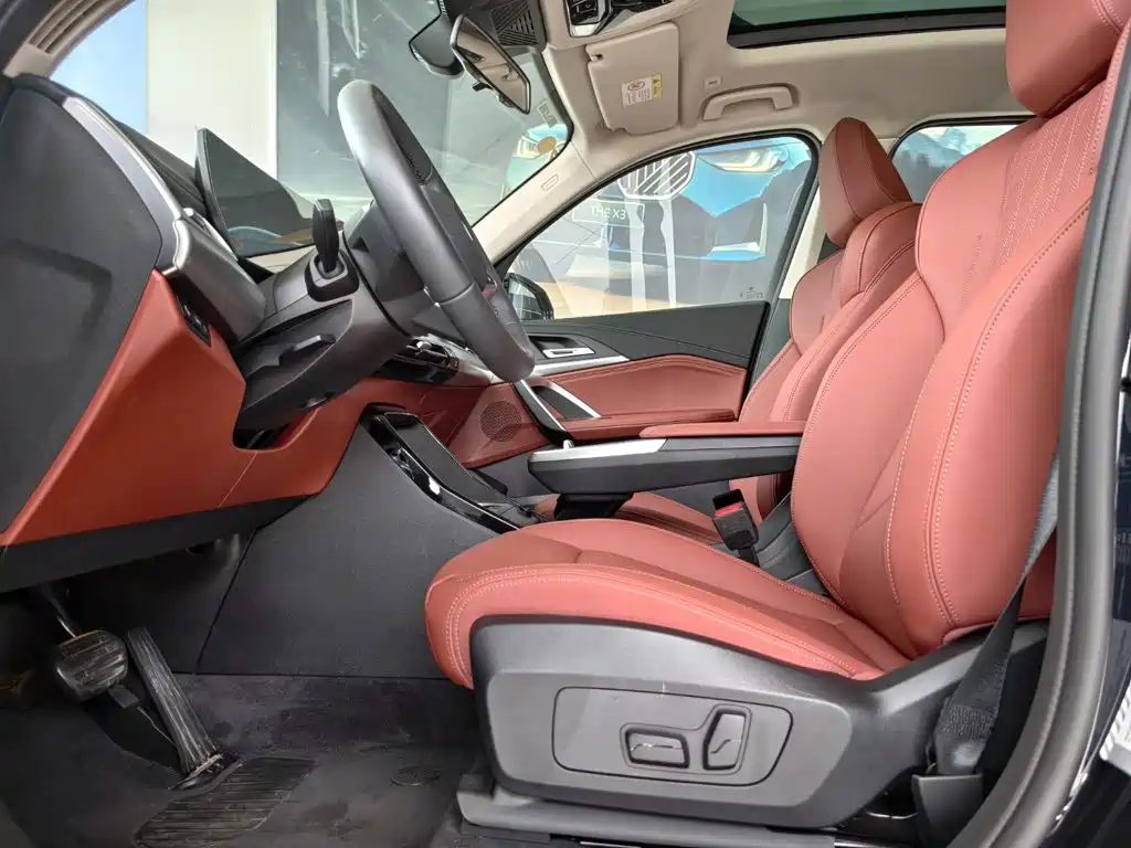 BMW X1 — миниатюра 10