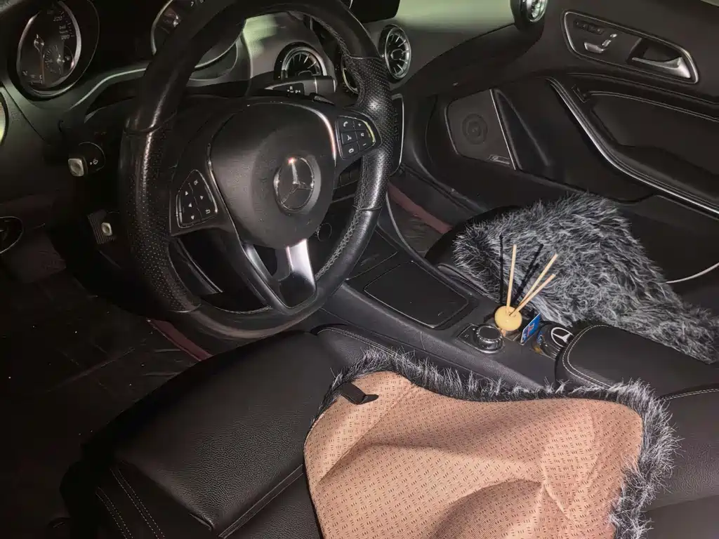 Mercedes-Benz CLA (Import) — миниатюра 2