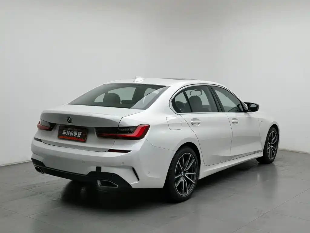 BMW 3 Series — миниатюра 3