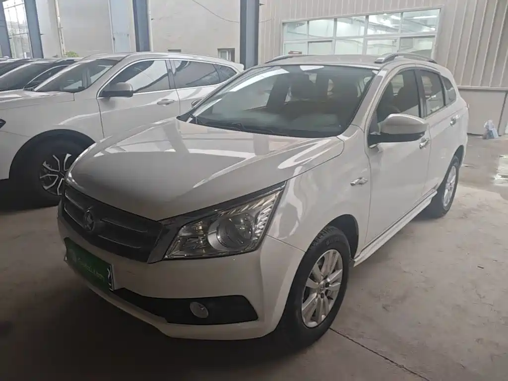 Venucia T70