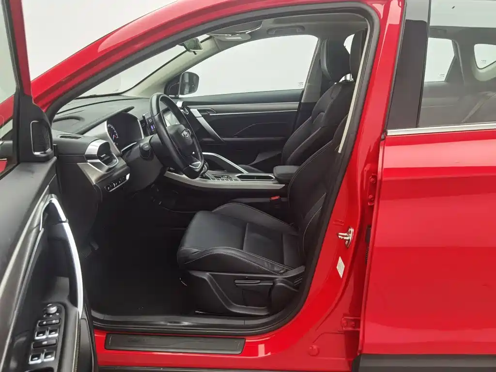 Geely Binyue — миниатюра 10