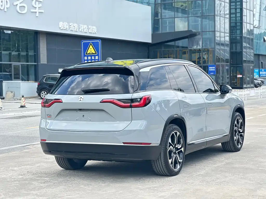 NIO NIO ES8