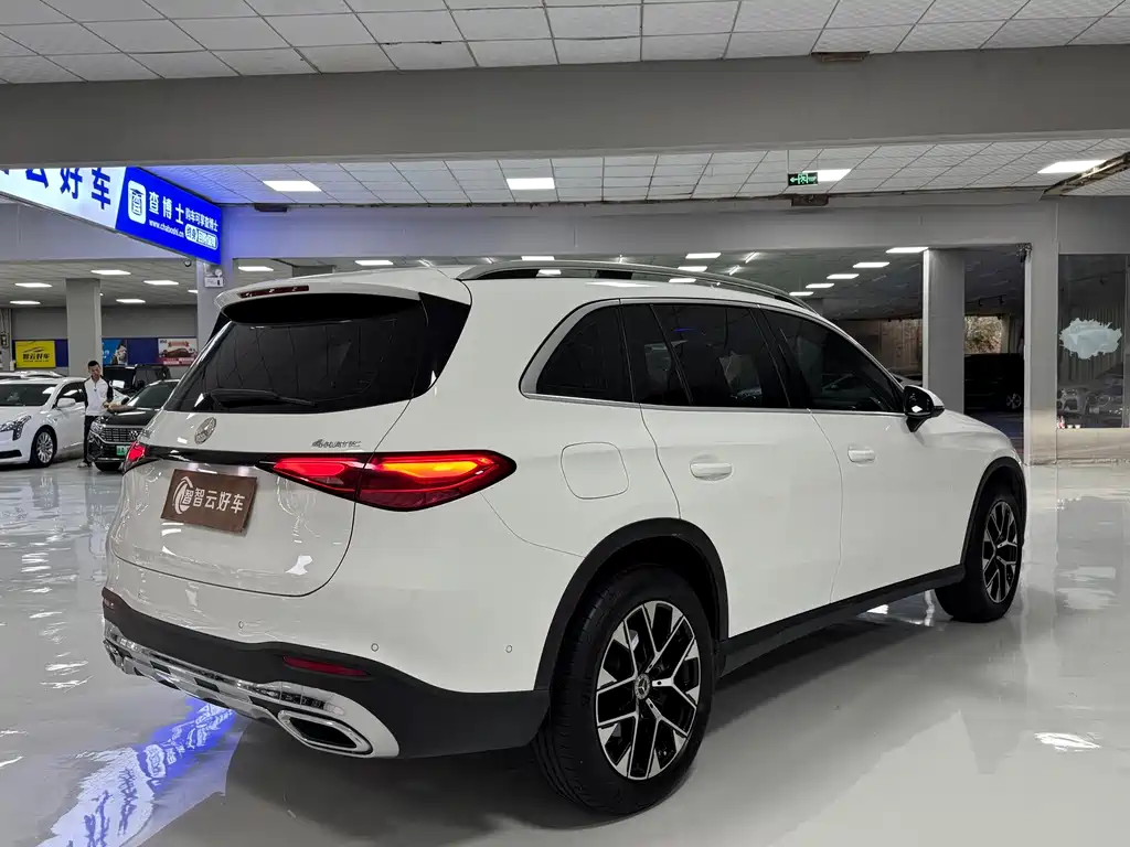 Mercedes-Benz GLC — миниатюра 9