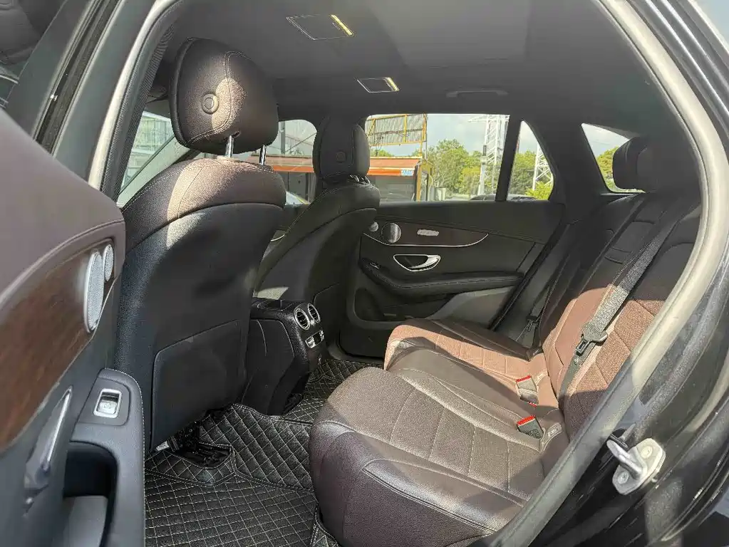 Mercedes-Benz GLC 2021 GLC 300 L 4MATIC