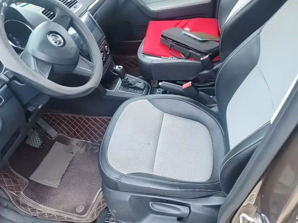 Skoda Yeti — миниатюра 15