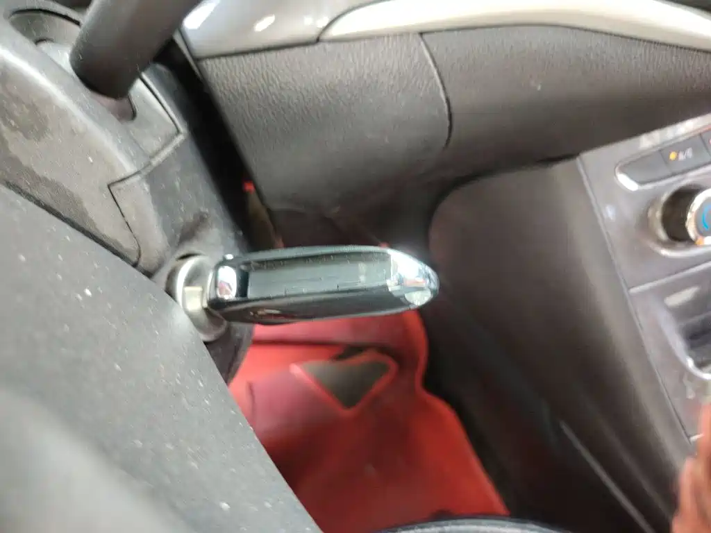 Buick Verano — миниатюра 12