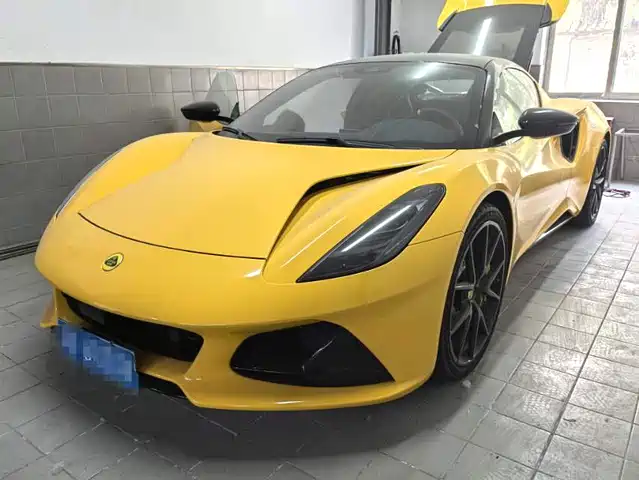 Lotus EMIRA