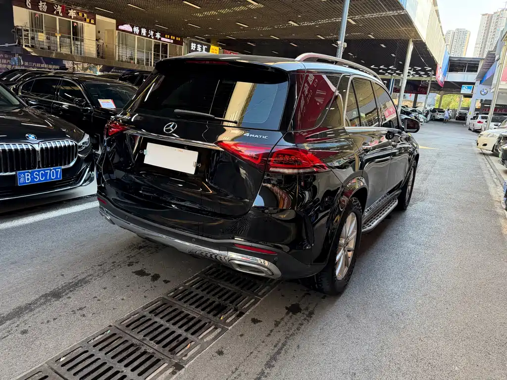 Mercedes-Benz GLE (Import) — миниатюра 6