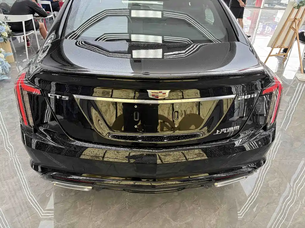 Cadillac CT5 — миниатюра 17