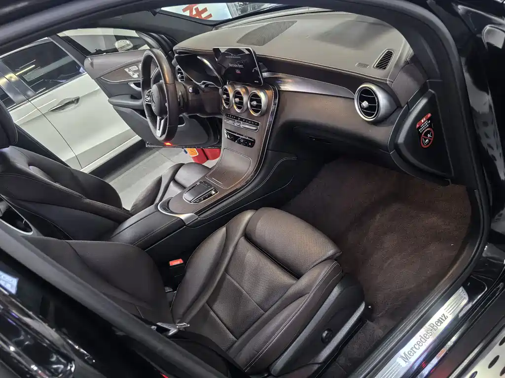 Mercedes-Benz GLC — миниатюра 8