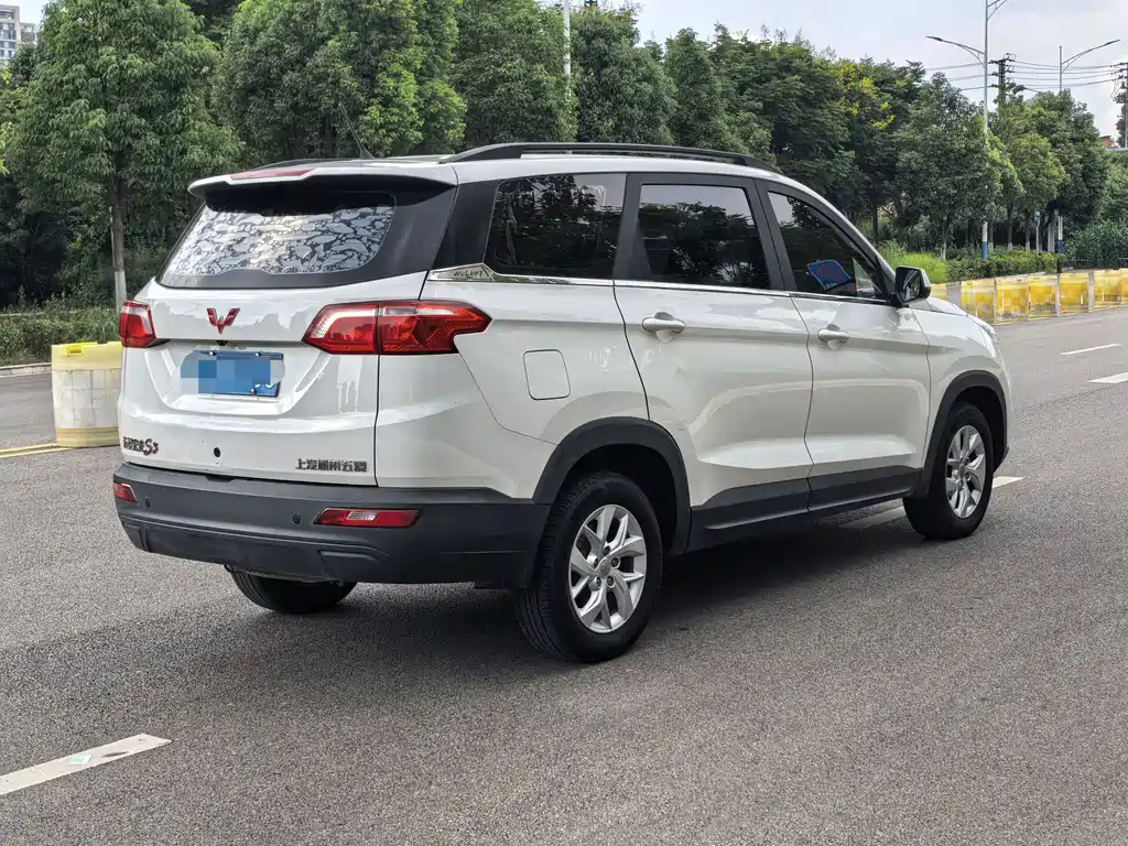 Wuling Hongguang S3 — миниатюра 5