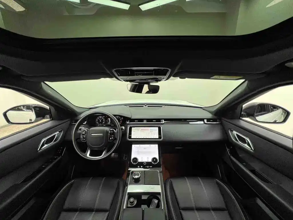 Land Rover Velar — миниатюра 16