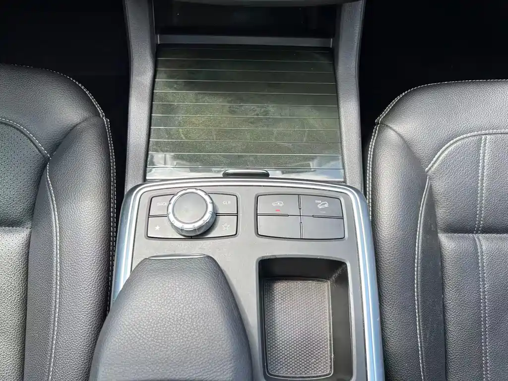 Mercedes-Benz GL-Class — миниатюра 15
