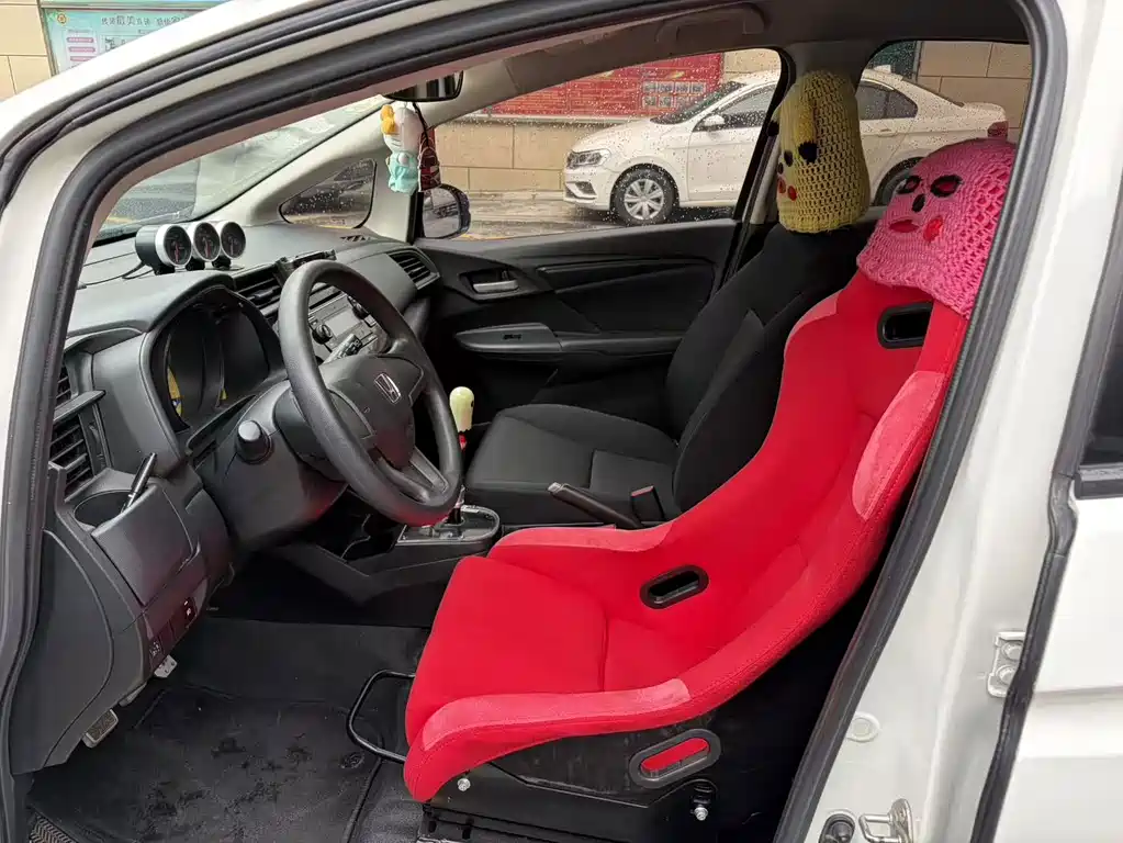 Honda Fit — миниатюра 13