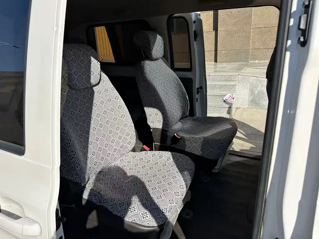 WULING WULING HONGGUANG V