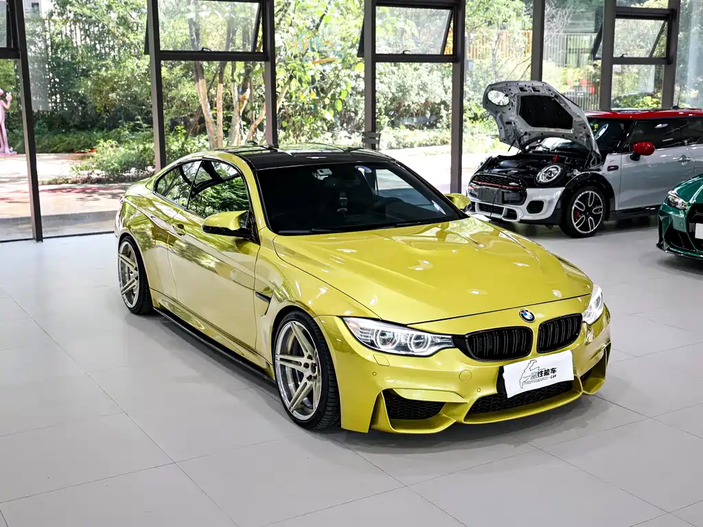 BMW M4 — миниатюра 3