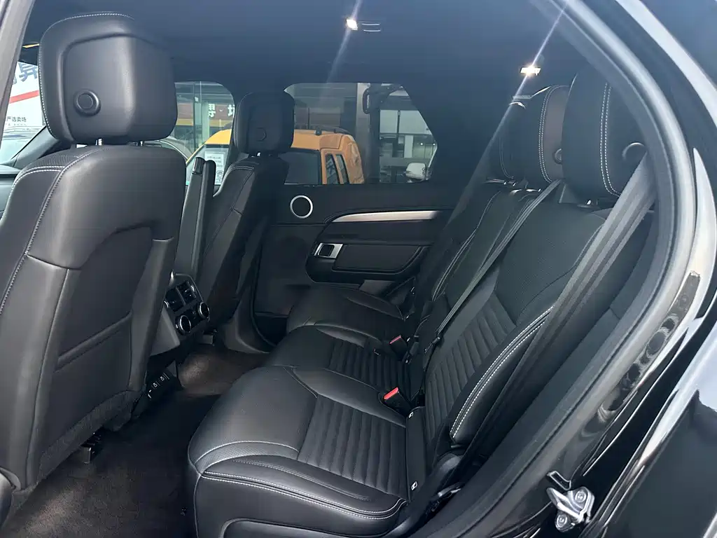 Land Rover Discovery — миниатюра 12