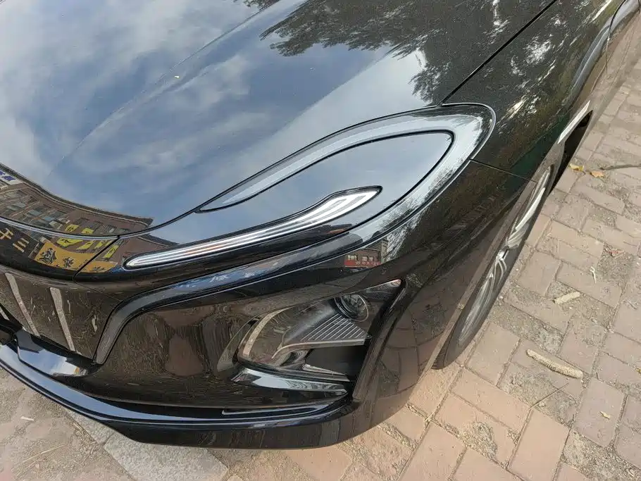 Hongqi Hongqi E-QM5 — миниатюра 5