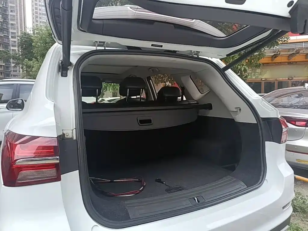 Roewe RX5 — миниатюра 19