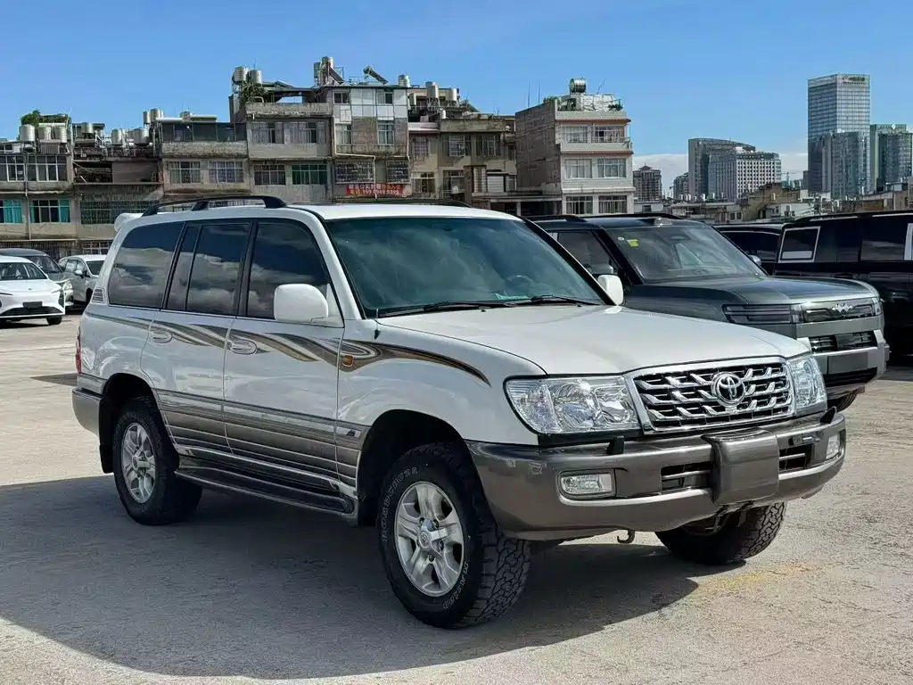 Toyota Land Cruiser — миниатюра 3