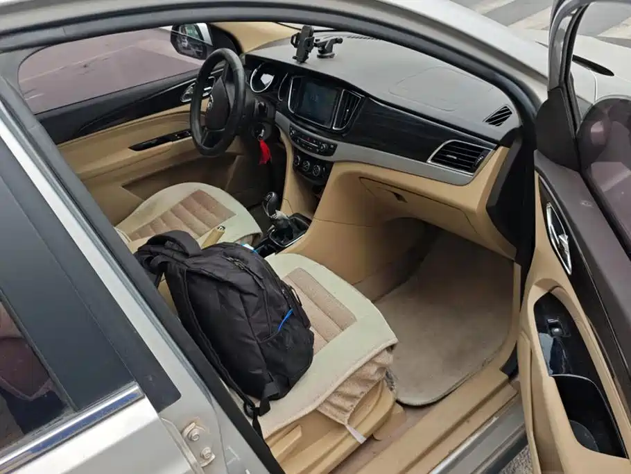 Baojun 730 — миниатюра 8