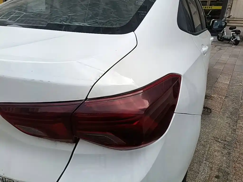 Chevrolet Cavalier — миниатюра 8