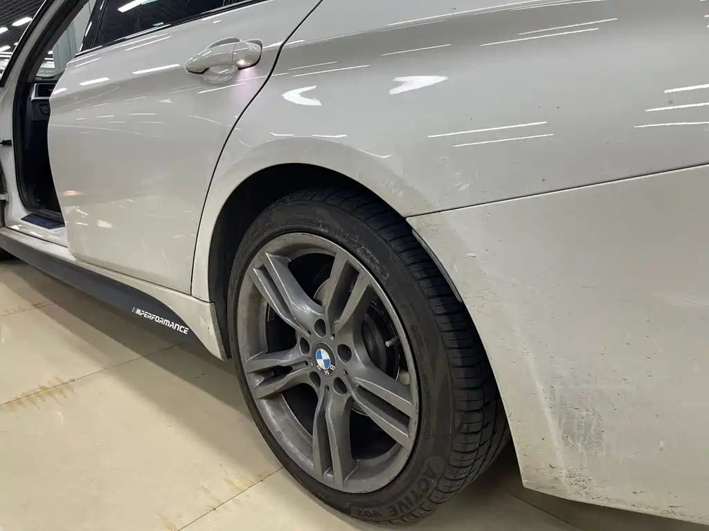 BMW 3 Series — миниатюра 8