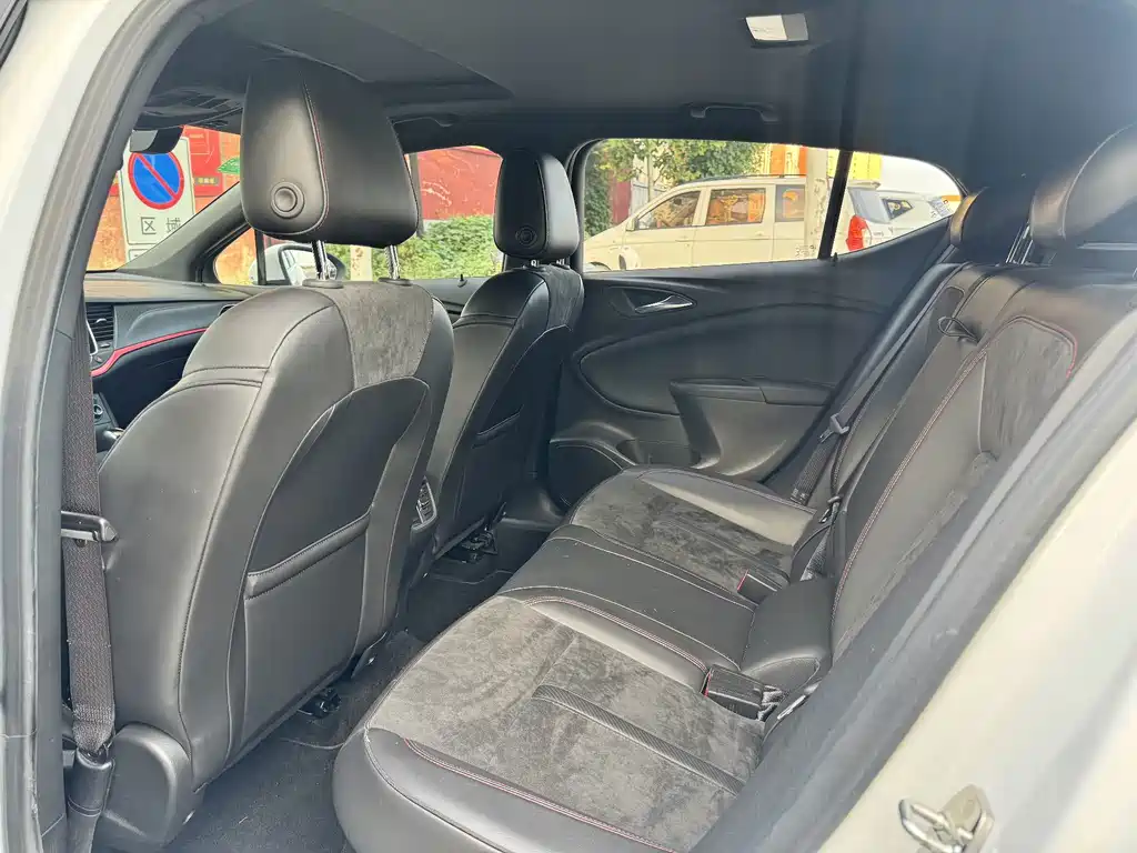 Buick Verano — миниатюра 4