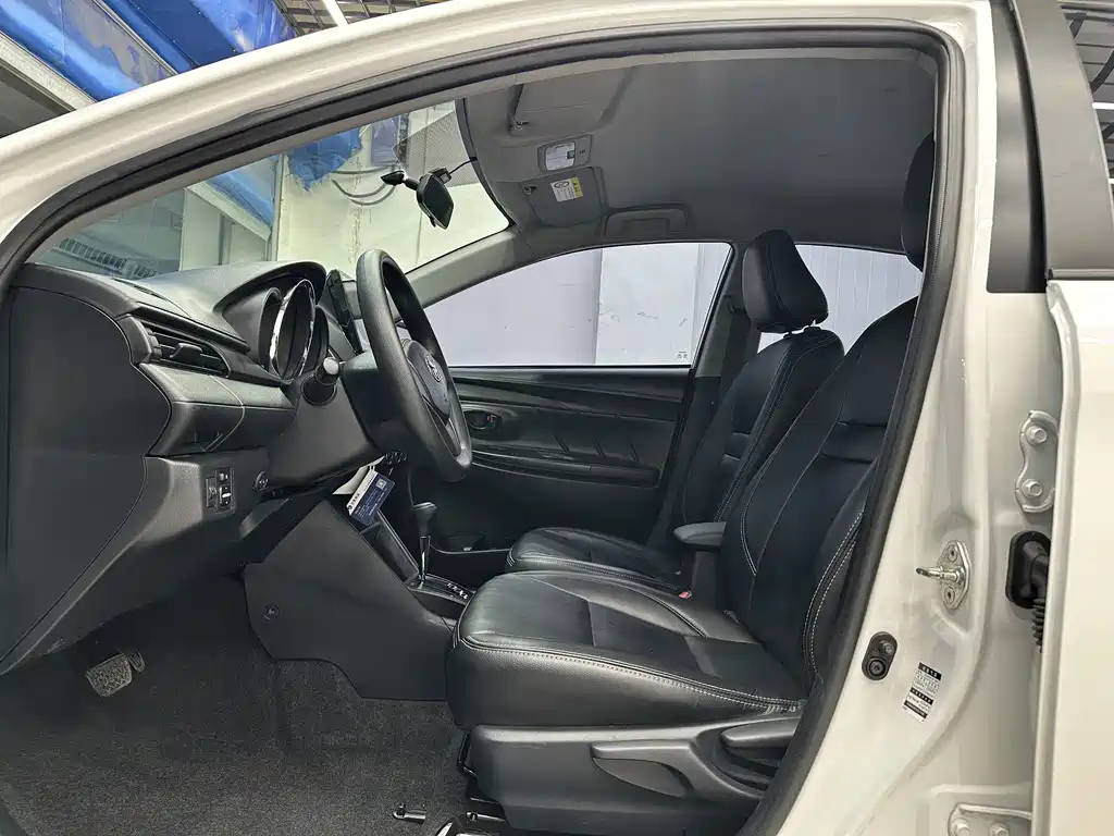 TOYOTA YARIS L ZHIXUAN