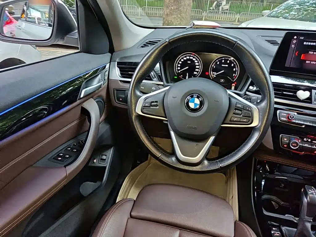 BMW X1 New Energy — миниатюра 11