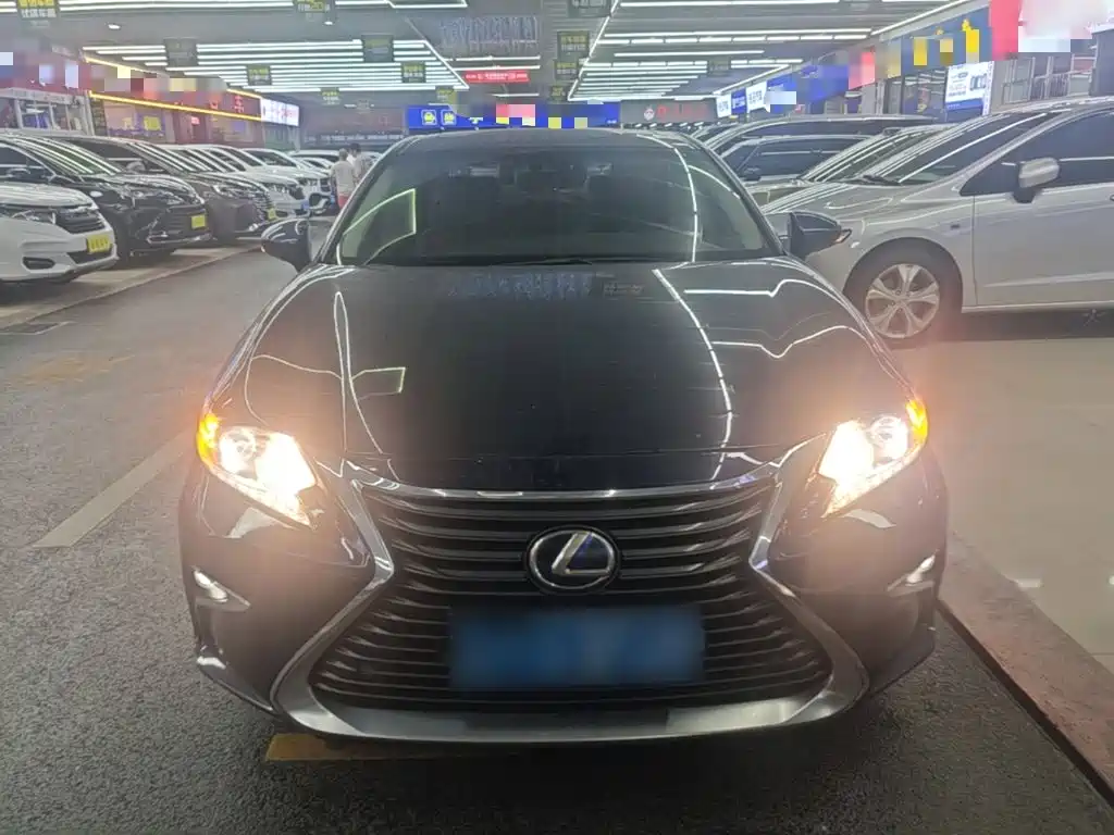 Lexus ES — миниатюра 3
