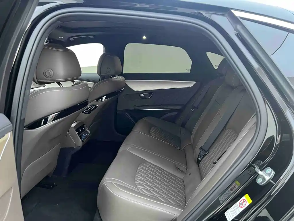BYD Han — миниатюра 6