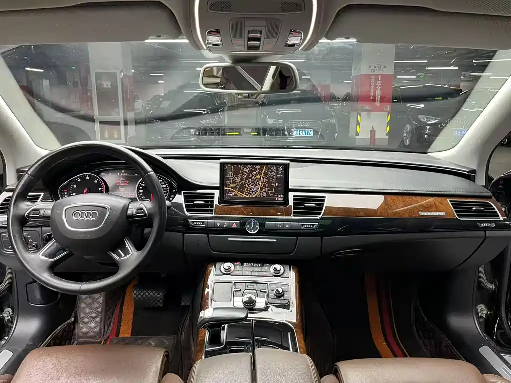 Audi A8 — миниатюра 24