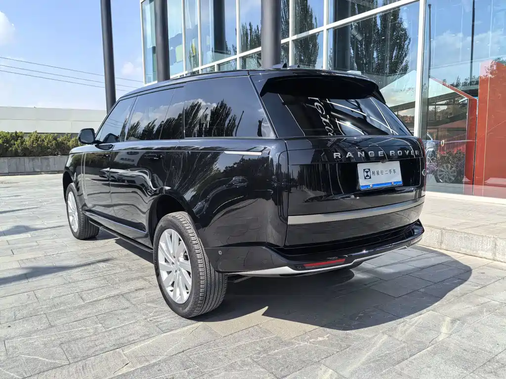 Land Rover Range Rover — миниатюра 5
