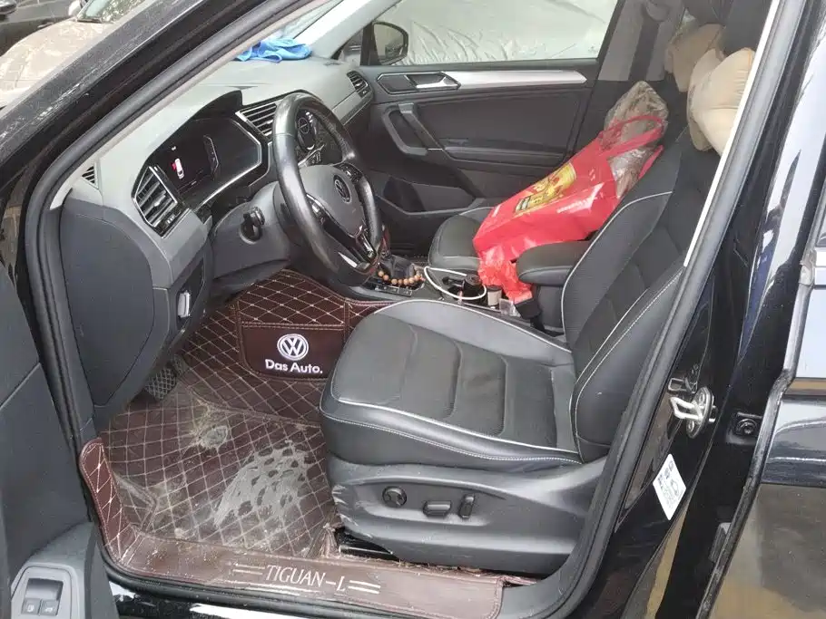 Volkswagen Tiguan L PHEV — миниатюра 9