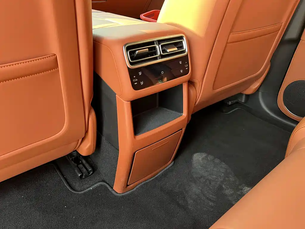Li Auto Li L6 — миниатюра 12