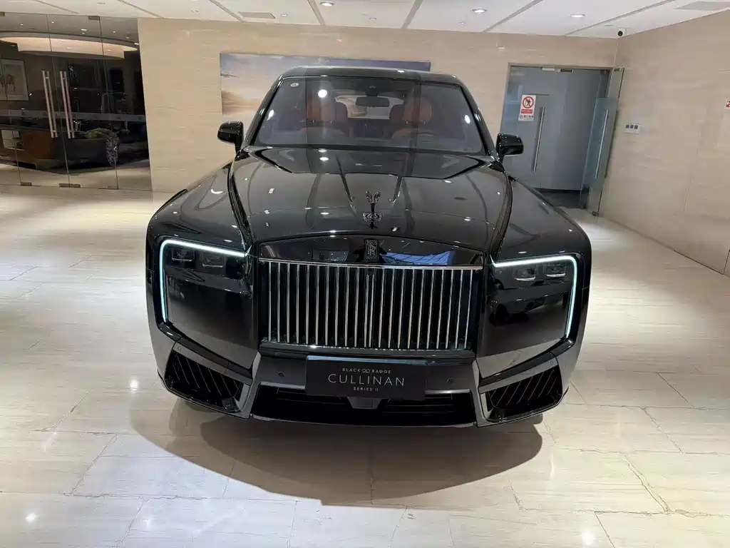 Rolls-Royce Cullinan 2025