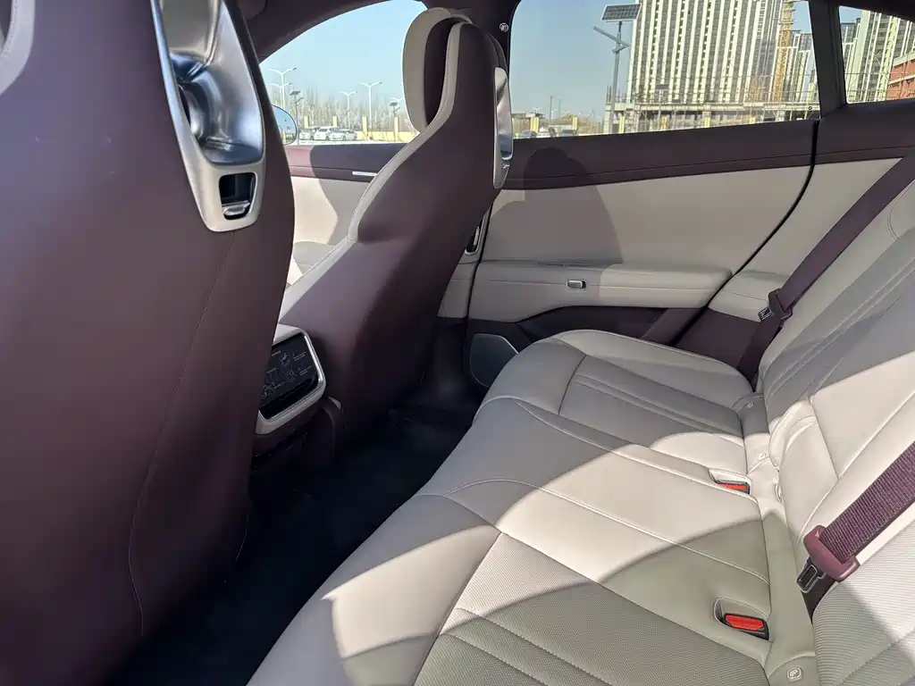 XIAOMI CAR XIAOMI YU7