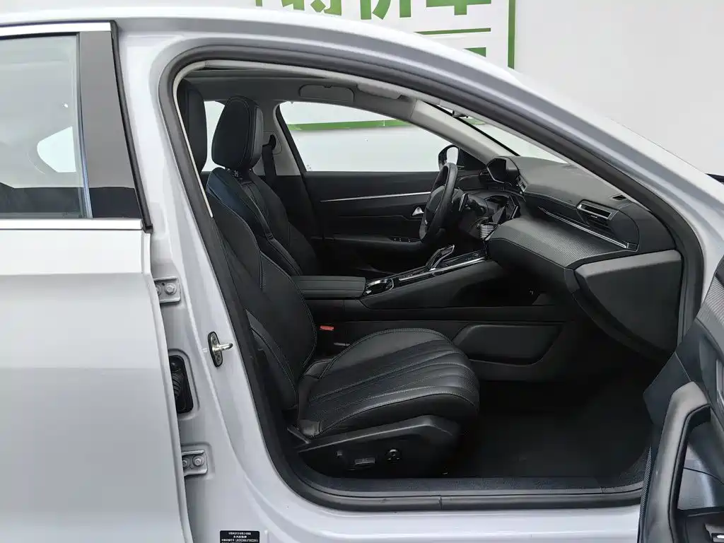 Peugeot 508 — миниатюра 23