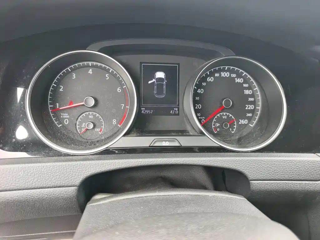 Volkswagen Golf — миниатюра 5