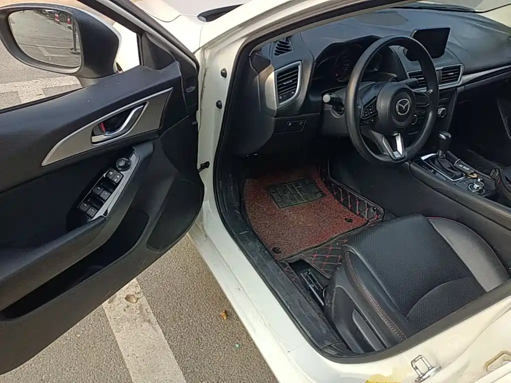 Mazda 3 Axela — миниатюра 21