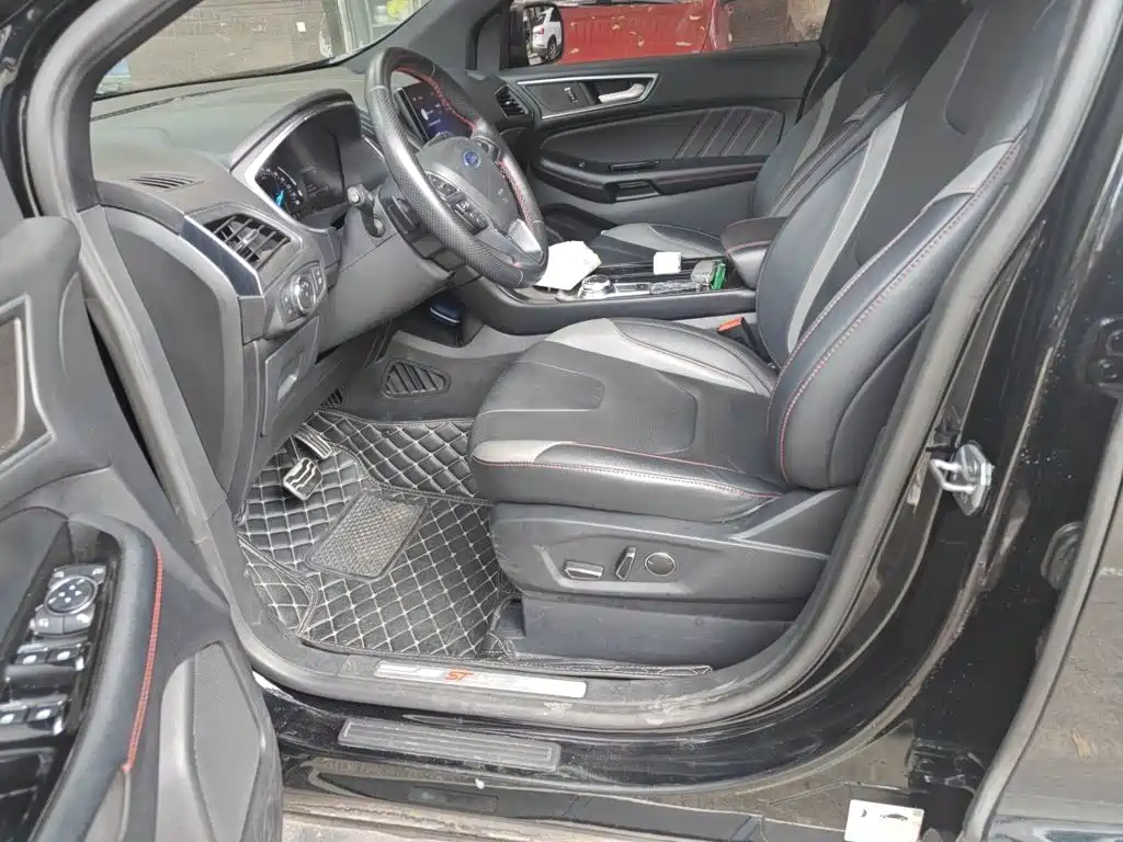 Ford Edge — миниатюра 11