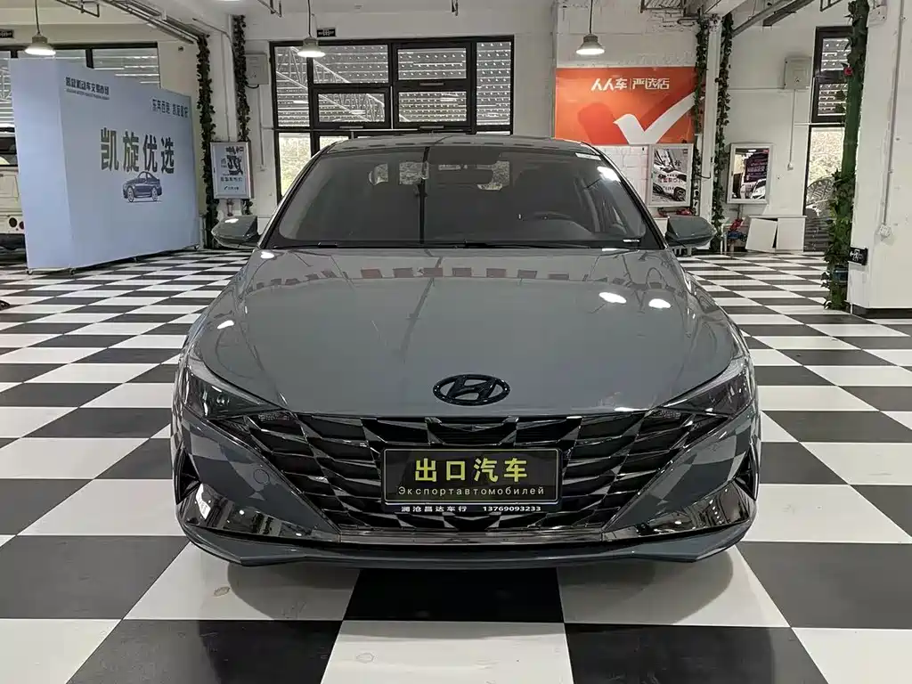 Hyundai Elantra — миниатюра 2