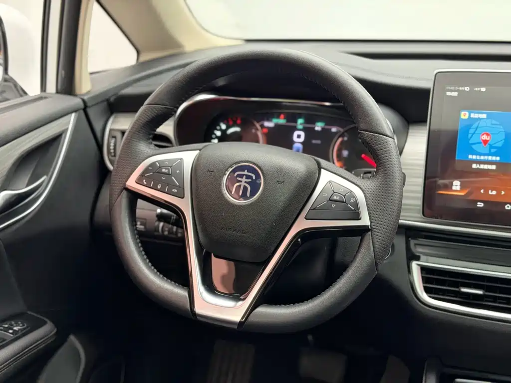 BYD MAX New Energy — миниатюра 20