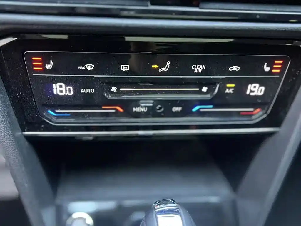 Volkswagen Tharu — миниатюра 18