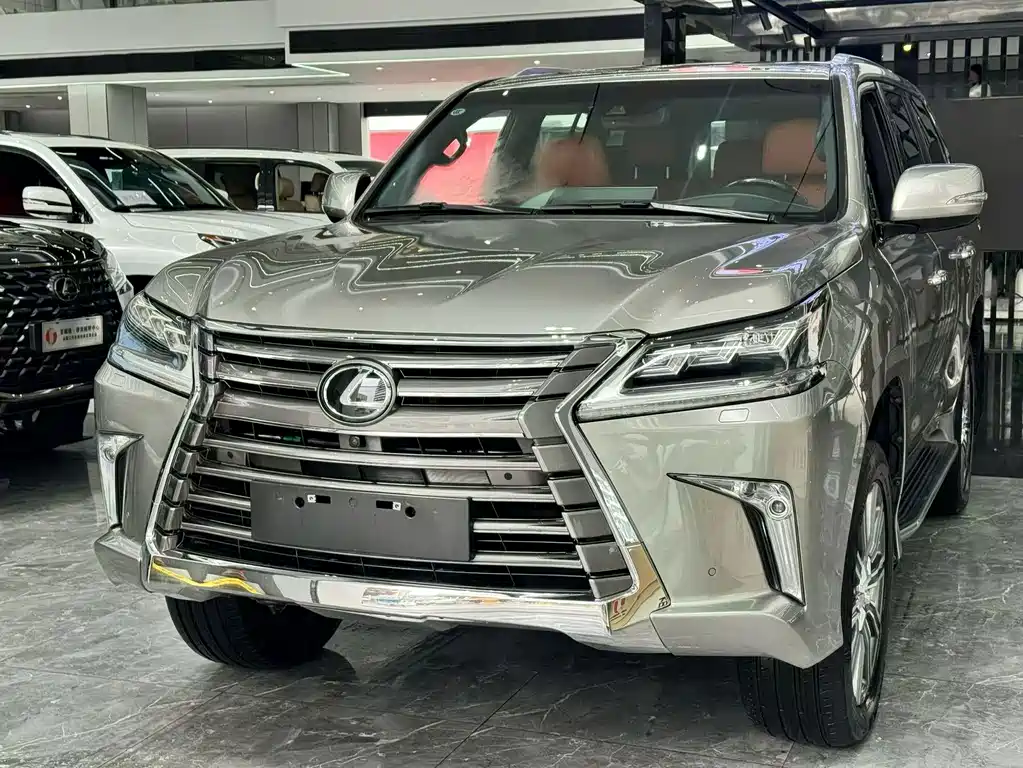 Lexus LX — миниатюра 3